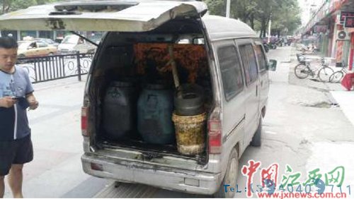 微型车,非法,改装,,交警,查扣