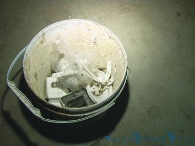 妻子一万元私房钱藏塑料桶 勤快丈夫当垃圾扔掉