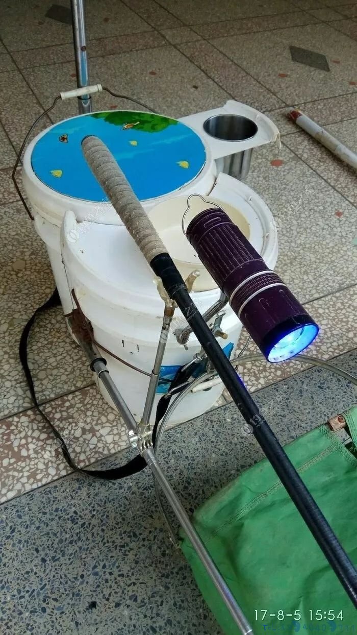 塑料桶做钓箱，第一次见这么牛X的...