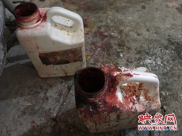 问题食品厂藏身村委会旁边 市民举报后被查封