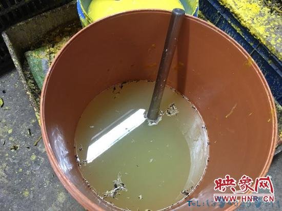 郑州问题食品厂藏身村委会旁边 市民举报后被查封