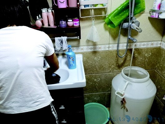邻居相见,先问“接水”了吗