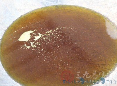对辖区一涉嫌加工运输地沟油的窝点进行检查