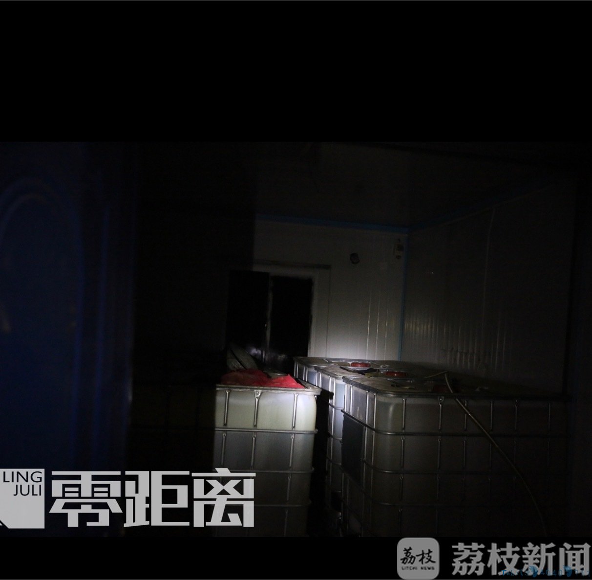 深夜面包车自燃！足足烧了两小时 牵出“移动炸弹”案（视频）
