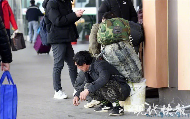 著名导演贾樟柯转发“一个桶”！同款“春运神器”火了！