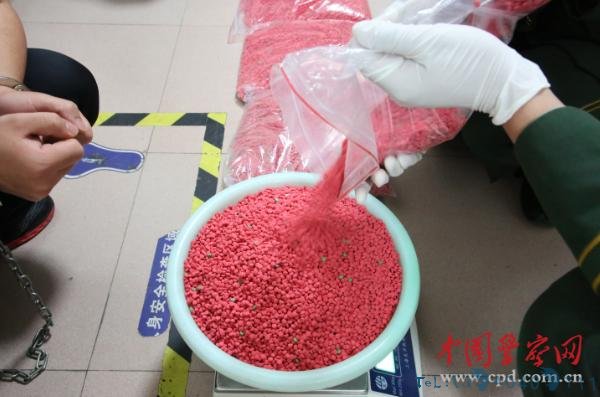云南普洱边防2018年上半年缴毒逾半吨