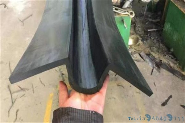 泽众橡胶制品厂