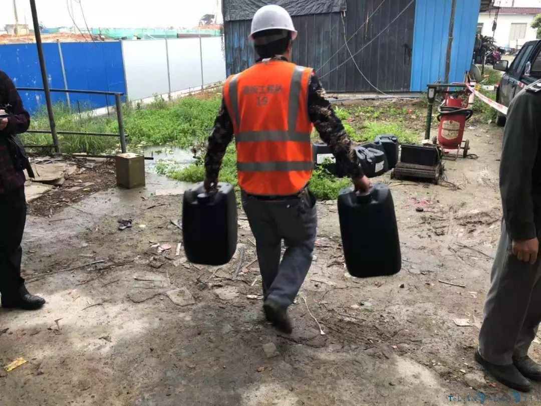 【城记】查获800升非法汽油！我区强拆非法储存危化品场所